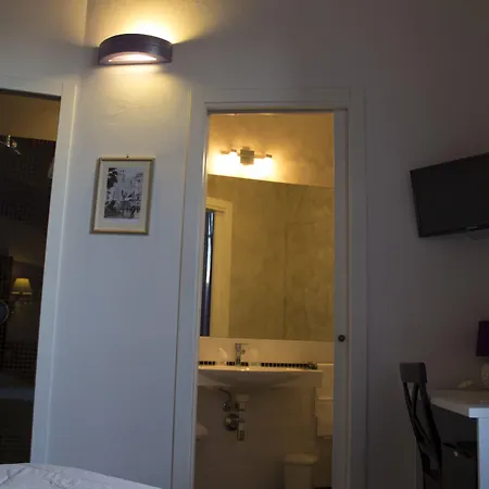 בית הארחה Al Bastione Di קליארי